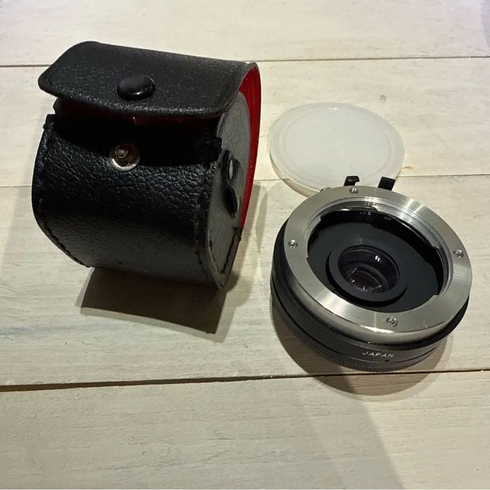 Protonar Auto Tele Converter 2x Japan Good Condition with Case
